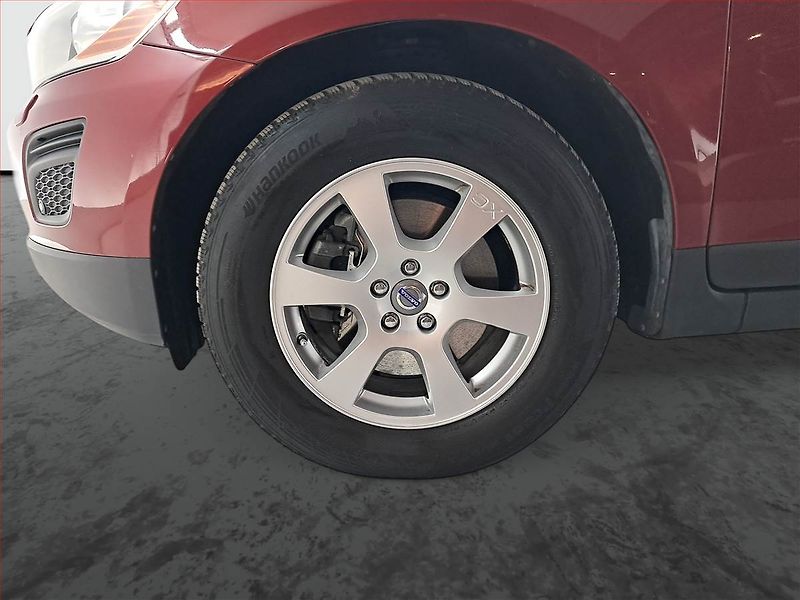 Volvo XC60 (2011) D3, 4X4, Serv.kniha, Kůže - fotka 14 z 21