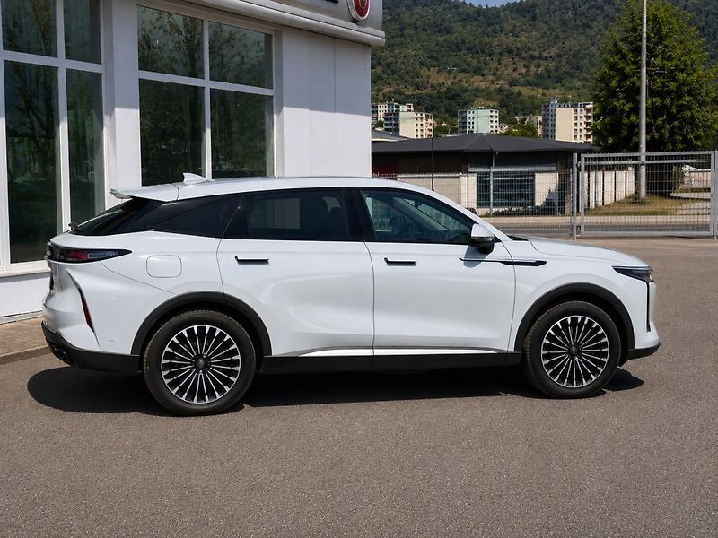 Omoda 9 (2026) SHS 1,5 TGI (537k) Premium - fotka 11 z 51