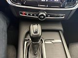 Volvo V90 2,0   140kW,D4,AWD,SERVISKA, - náhled 27
