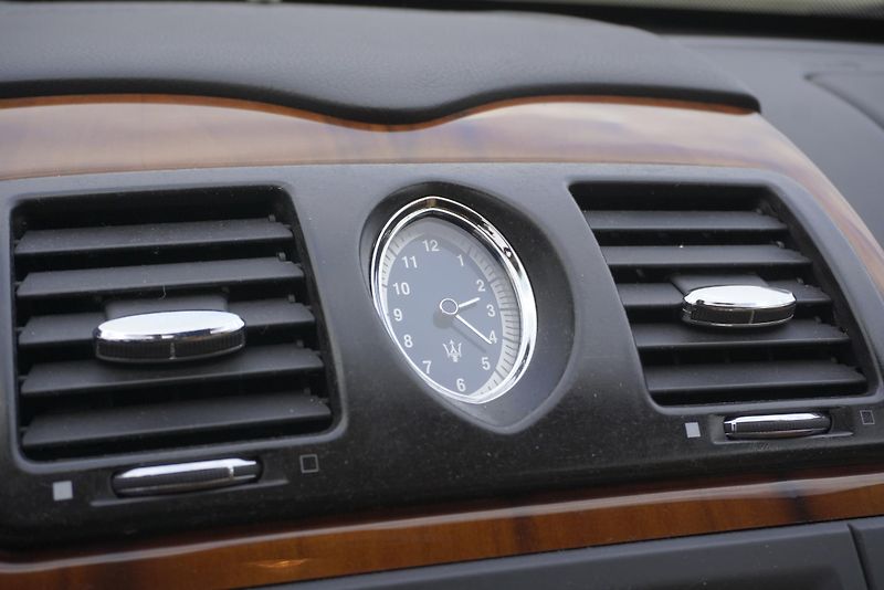 Maserati Quattroporte (2007) 4.2i 295 kW AUTOMAT - fotka 32 z 46