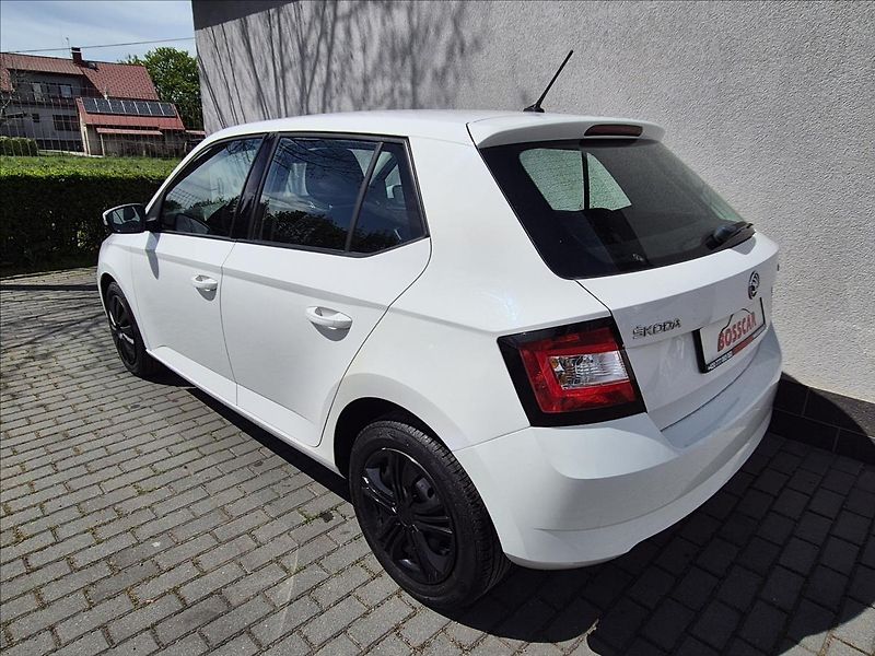 Škoda Fabia 1,0 i III 55Kw Klima,ESP - fotka 4 z 26