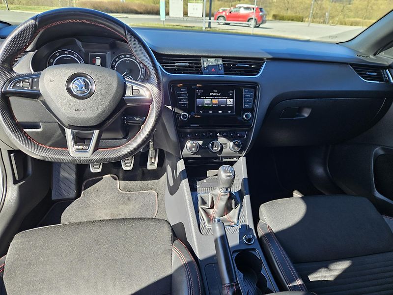 Škoda Octavia (2015) RS 162KW, SUPER, SPLÁTKY  - fotka 13 z 24