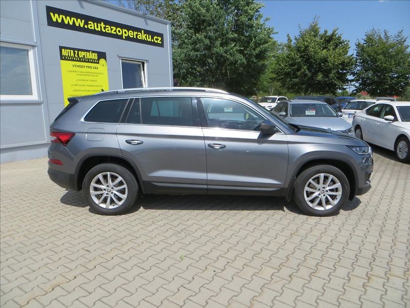 Škoda Kodiaq 2,0 TDI Style DSG 4x4 Tažné ČR - fotka 12 z 33