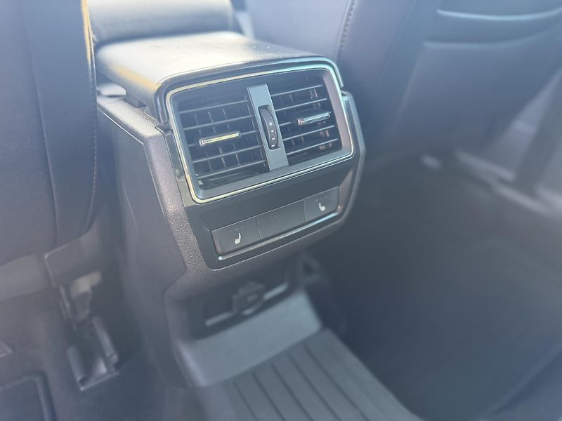 Škoda Karoq 2.0 TDi, 110kw, 4x4, ČR, tažné - fotka 8 z 16