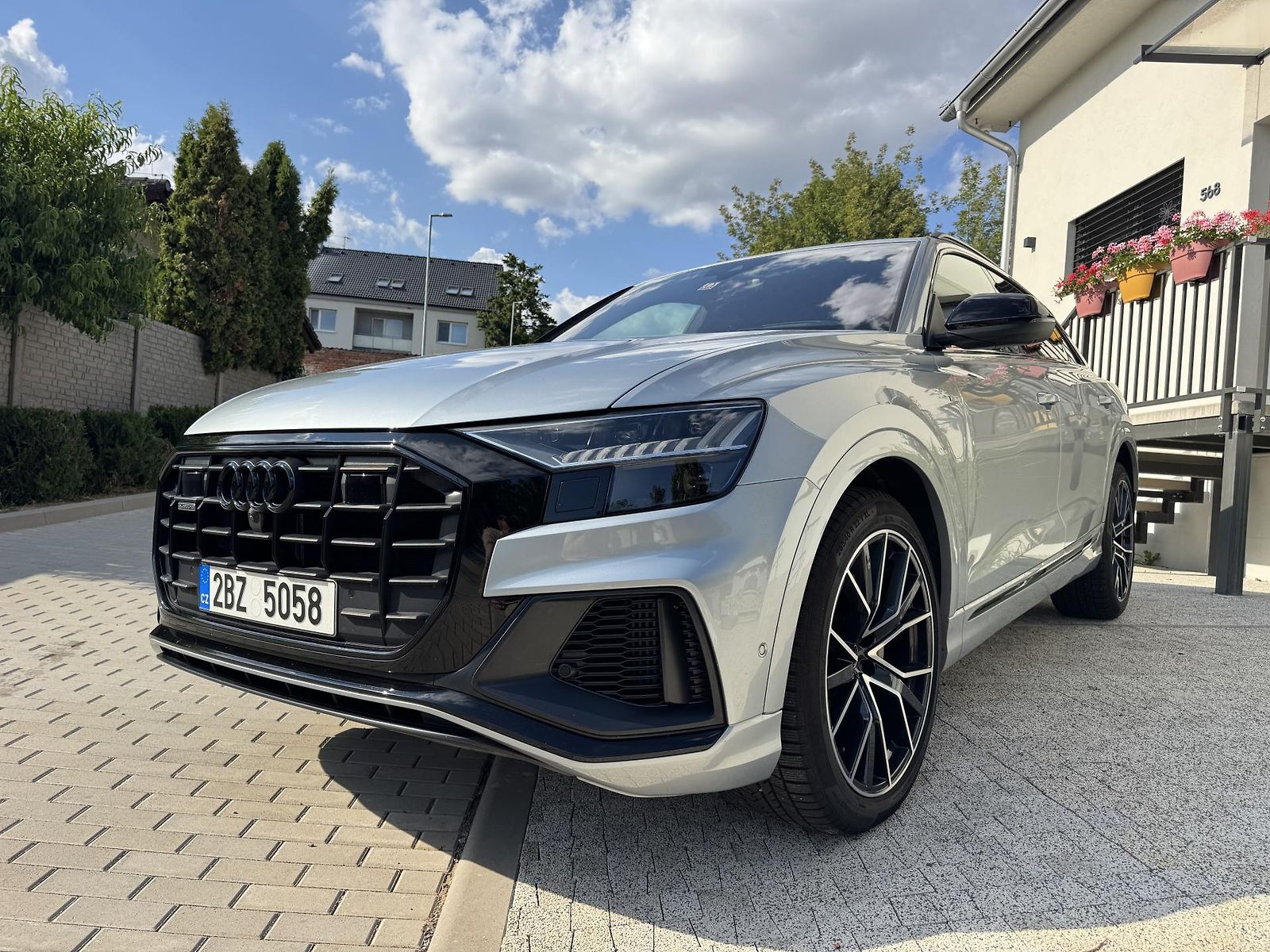 Audi Q8 55 TFSi 1.maj ČR DPH S-line