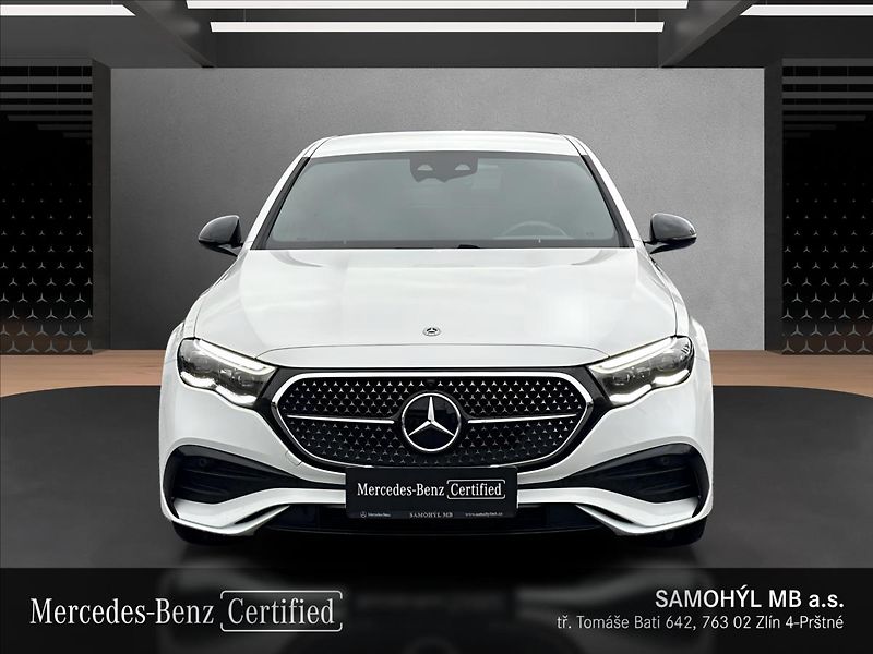 Mercedes-Benz Třídy E E 220d 4MATIC AMG linie - fotka 8 z 12
