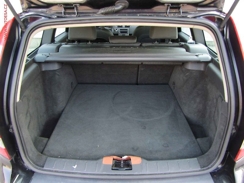 Volvo V50 (2006) 1.6D, Xenon, klima - fotka 7 z 16