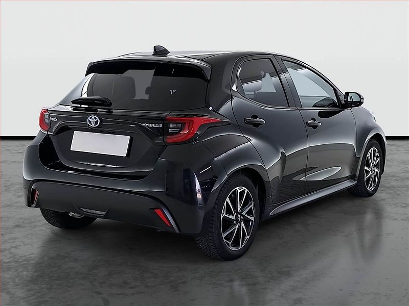 Toyota Yaris (2022) 1.5 VVT-i Hybrid - fotka 5 z 18