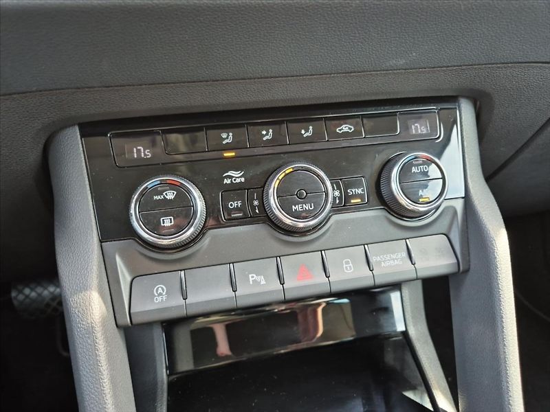 Škoda Karoq 2,0 TDi - fotka 13 z 16