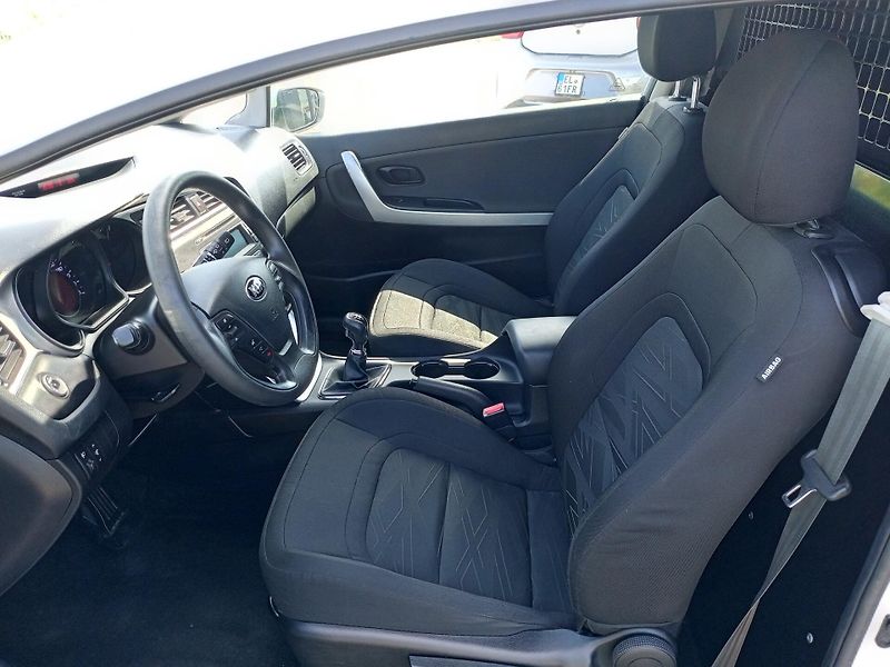 Kia Ceed (2017) CRDi - VAN - fotka 9 z 13