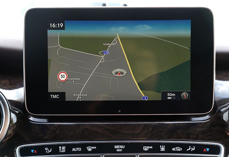 Mercedes-Benz Třídy V V250d 4Matic/Extra Long/Edice1 - fotka 40 z 47