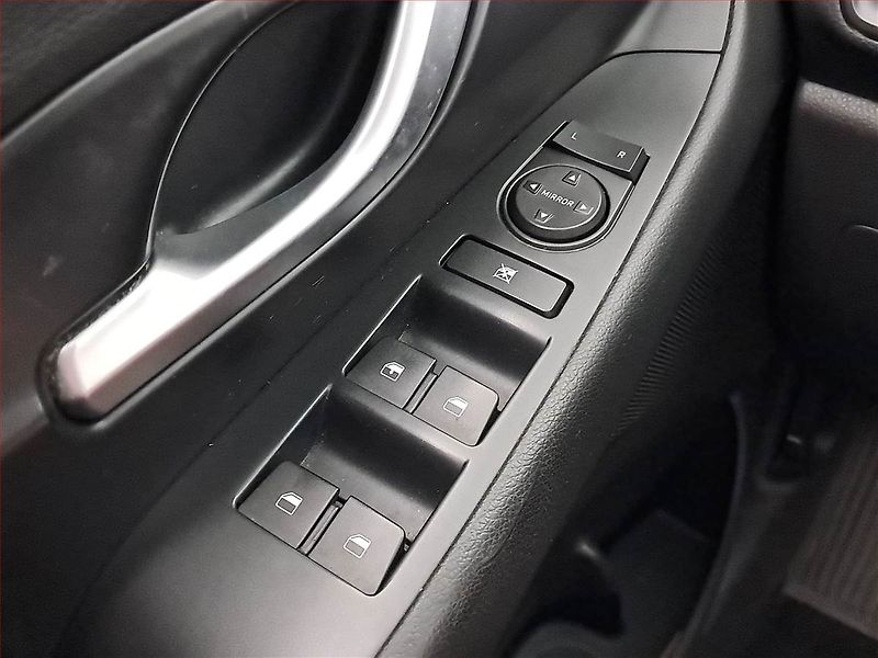 Hyundai i30 (2019) 1.6 CRDi, Tempomat - fotka 17 z 17