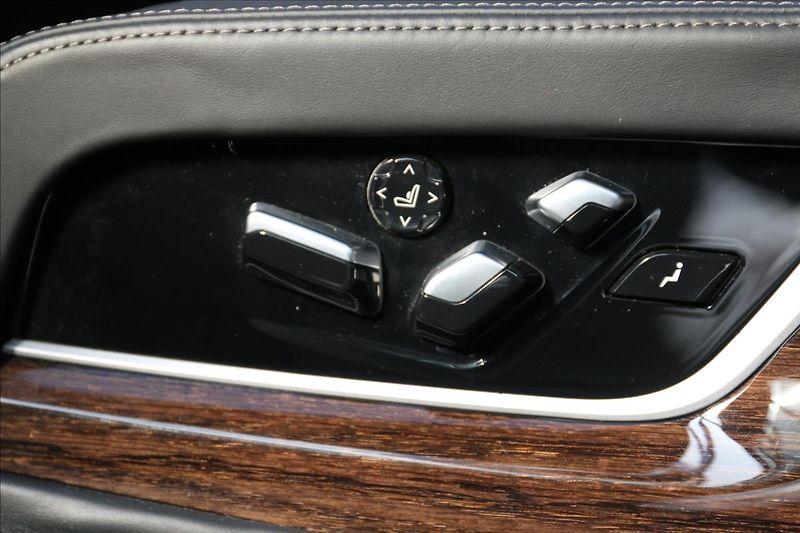 BMW Řada 7 3,0 750LD XDRIVE, ČR, DPH - fotka 55 z 74