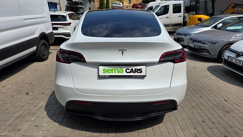 Tesla Model Y (2023) Long Range AWD DE SoH 93,7% TZ - fotka 6 z 34