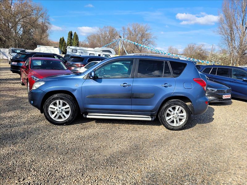 Toyota RAV4 2,2 D4-D,4x4,klima,alu, - fotka 3 z 35