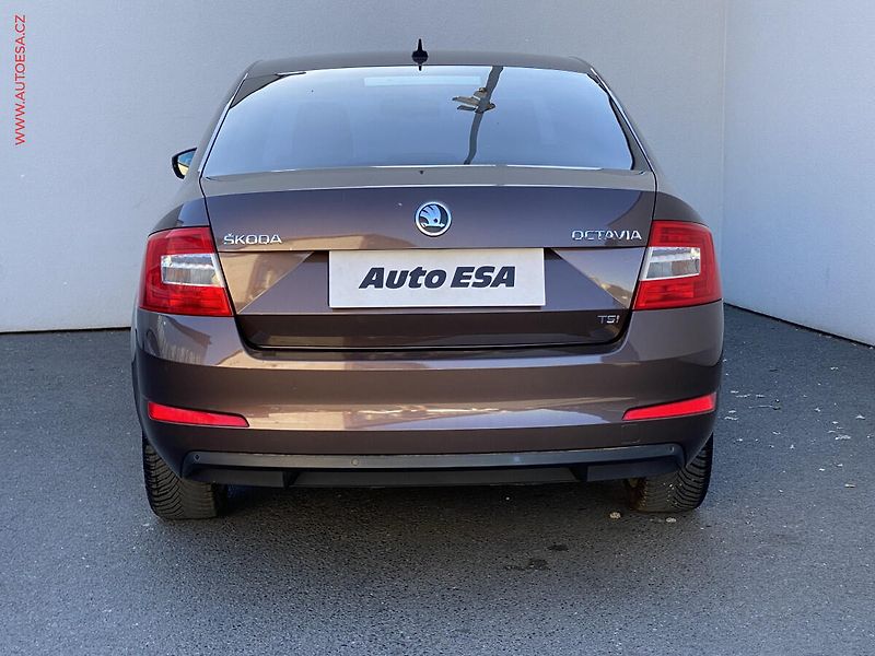 Škoda Octavia (2013) 1.2 TSi, Ambition, park.čidla - fotka 5 z 16