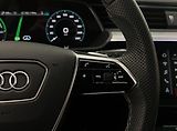 Audi Q8 e-tron 55 Q 360kam Vzduch Tažné Pano  - náhled 22