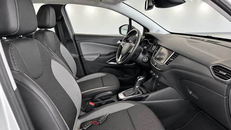 Opel Crossland X (2017) - fotka 15 z 23