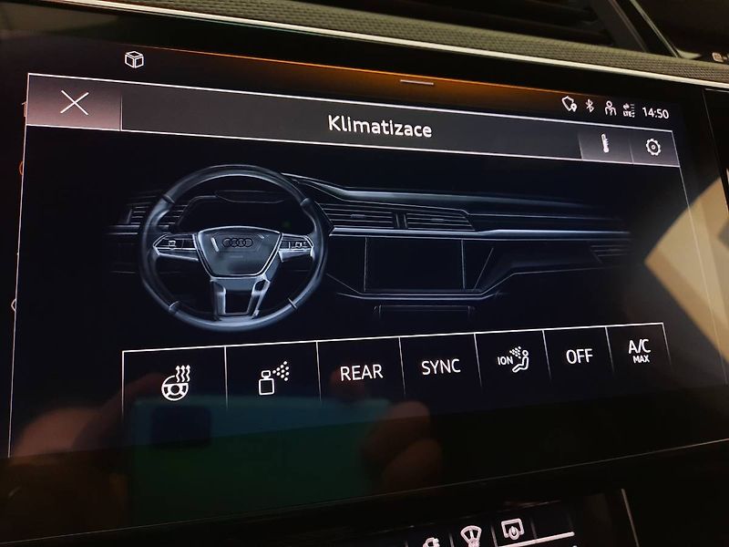Audi Q8 e-tron (2023) Sportback 55 quattro (300kW/40 - fotka 15 z 29