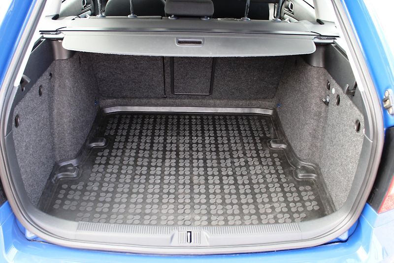Škoda Octavia (2009) 1.6 MPI KLIMA EL.OKNA TEMPOMAT - fotka 18 z 20
