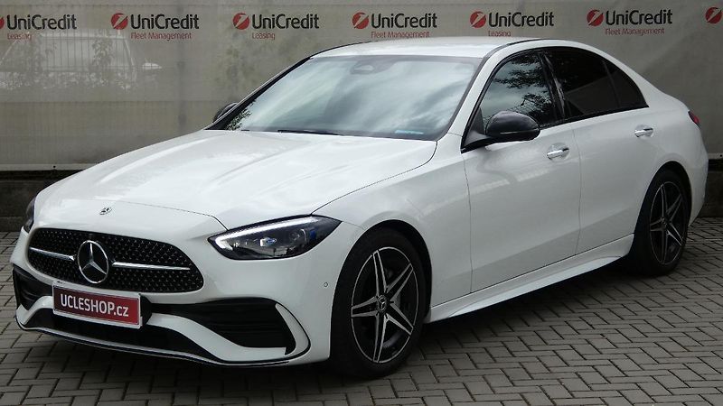 Mercedes-Benz Třídy C Sedan 300 4MATIC - fotografie inzerátu