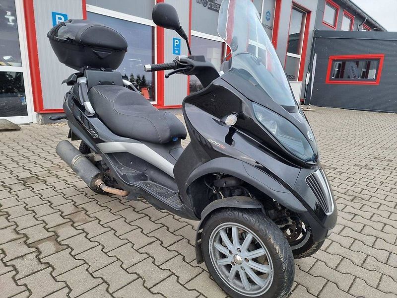 Piaggio MP3 400 LT (2010) - fotka 10 z 19