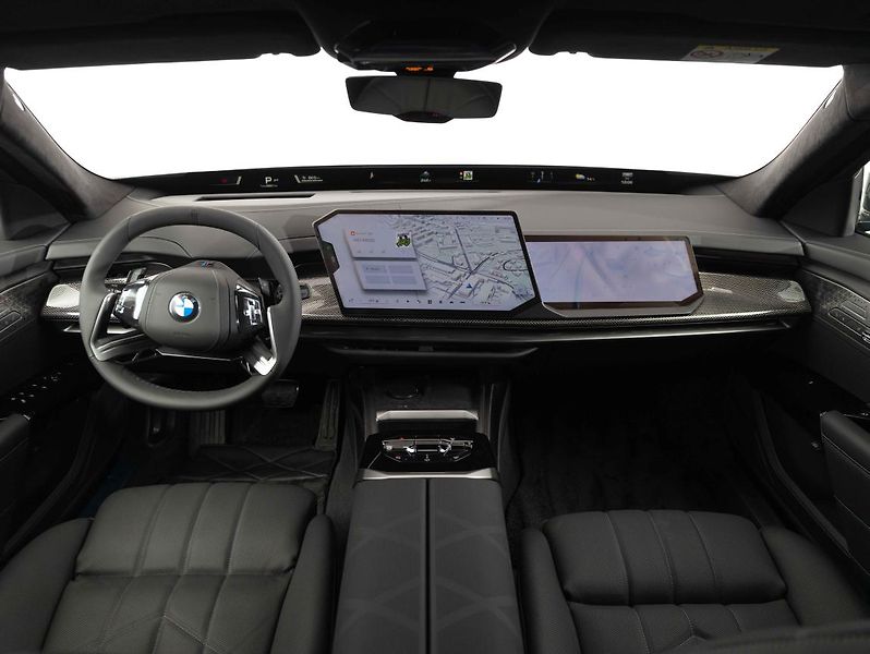 BMW Řada 7 740 xDrive Sedan - fotka 12 z 21