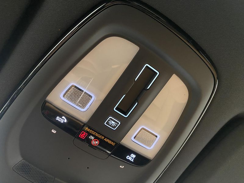 Volvo V90 B4 BRIGHT PLUS AUT REZERVACE - fotka 29 z 48