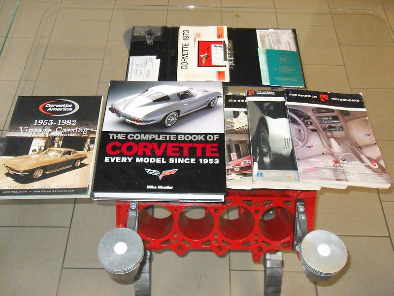 Chevrolet Ostatní (1973) Corvette 5,7 V8 REZERVACE - fotka 22 z 22
