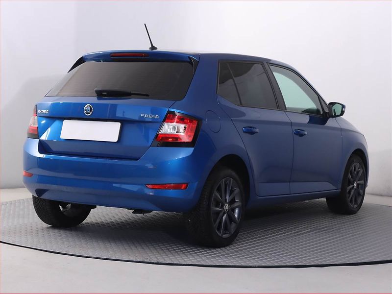 Škoda Fabia (2019) Ambition 1.0 TSI, Serv.kniha - fotka 5 z 20