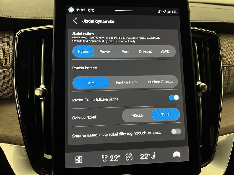 Volvo XC90 T8 AWD RECHARGE ULTRA BRIGHT - fotka 44 z 57