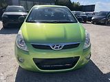 Hyundai i20 (2011) 1.2 57 KW, 1. MAJ. Klima,  - náhled 2