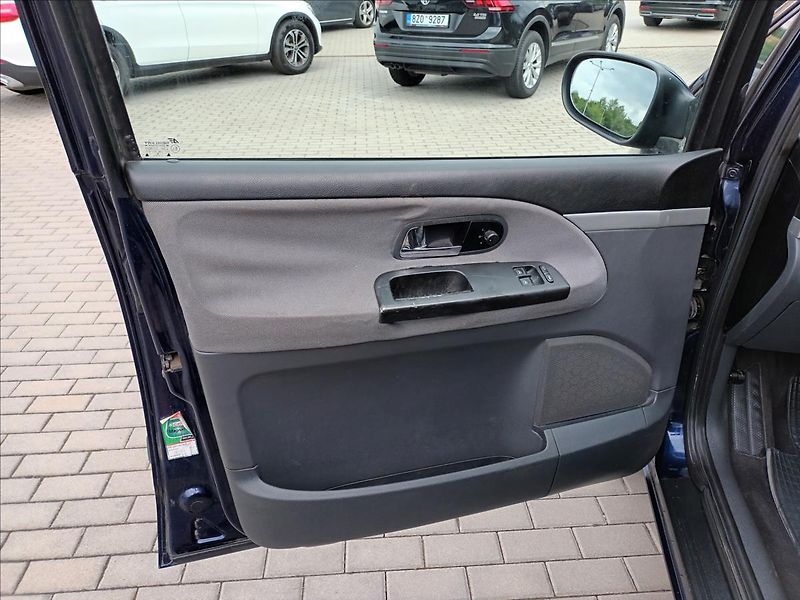 Ford Galaxy 1,9 TDI,88KW,7MÍST,TAŽNÉ, - fotka 16 z 32