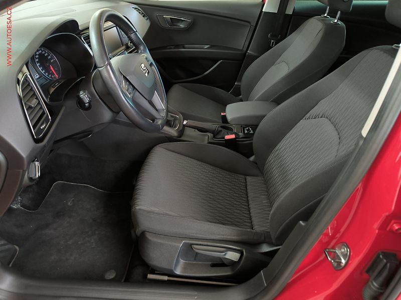 Seat Leon (2014) 1.6TDi, AC, park.čidla - fotka 9 z 17