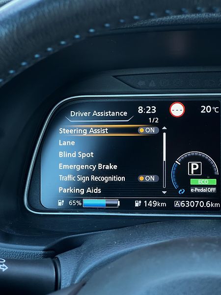 Nissan Leaf EV 110kW 40kWh Tekna - fotka 11 z 26