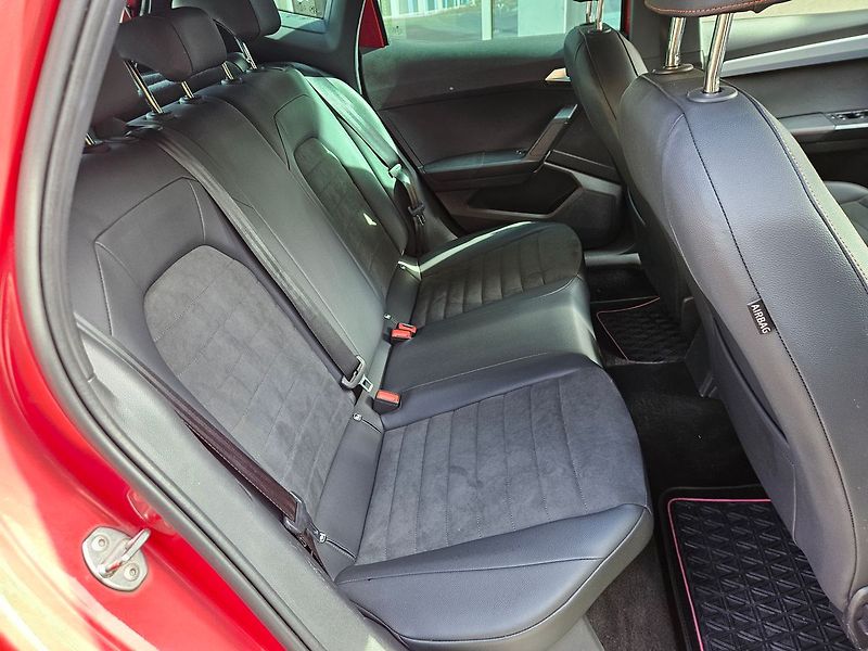 Seat Arona 1,0 TSI 81kW, FR, 1.maj., ČR - fotka 30 z 33
