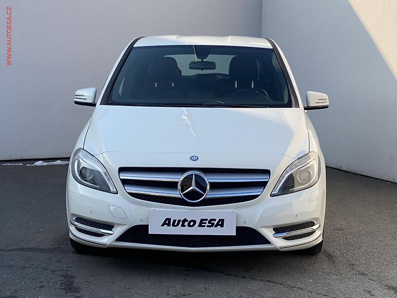 Mercedes-Benz Třídy B (2012) 1.8CDi, servis.kniha - fotka 2 z 17