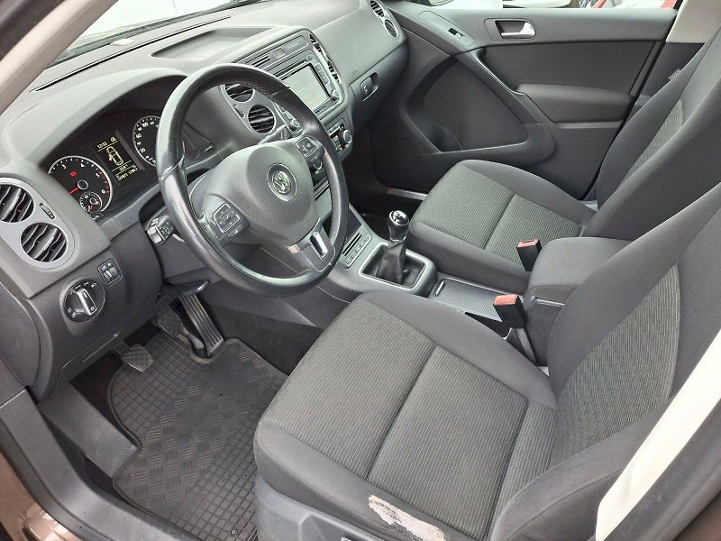 Volkswagen Tiguan (2014) 2,0TDi 81kW - fotka 7 z 34