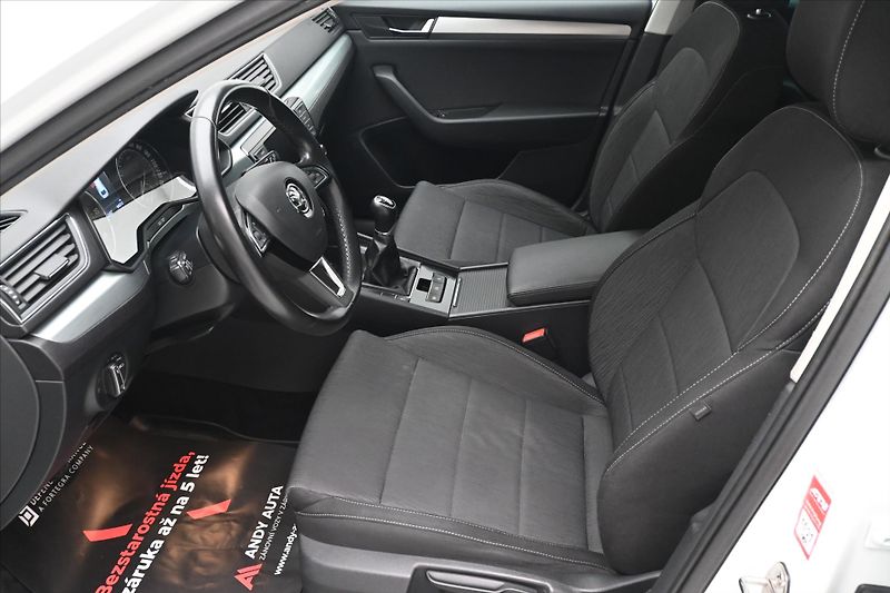 Škoda Superb 1,6 TDI 88 kW NAVI Ambition Zá - fotka 13 z 29