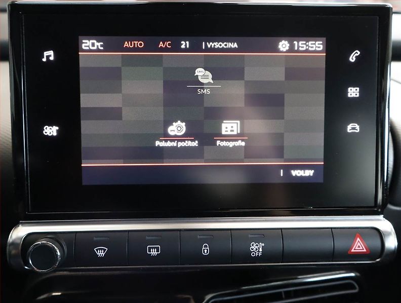 Citroën C4 Cactus (2019) 1.2 PureTech, ČR,1.maj - fotka 17 z 22