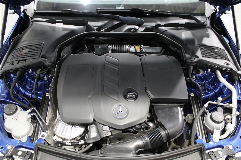 Mercedes-Benz Třídy C 2,0 200d 9G Avantgarde - fotka 9 z 34
