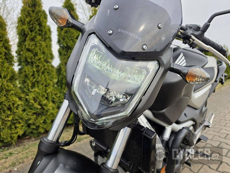Honda NC 750 S ABS (2018) - fotka 15 z 17
