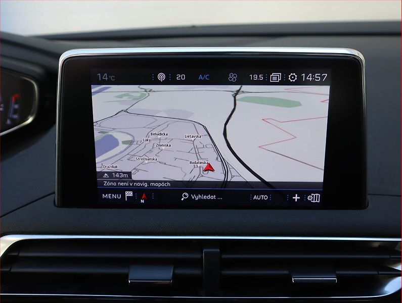 Peugeot 5008 (2020) 1.5 BlueHDi, Automat, 7 míst - fotka 13 z 23