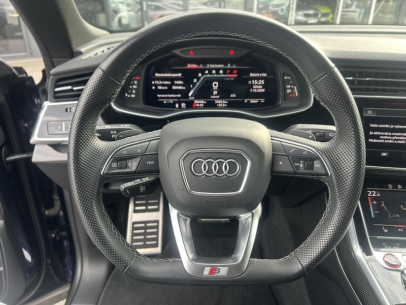 Audi SQ8 4.0 TFSI - fotka 14 z 24