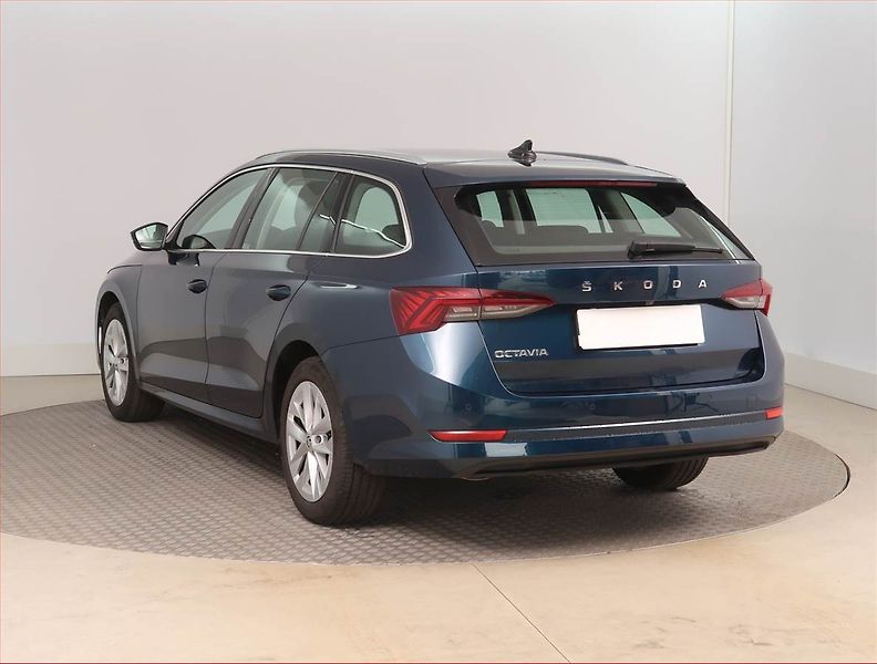 Škoda Octavia (2022) 2.0 TDI - fotka 4 z 15