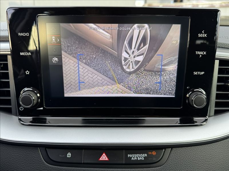 Kia Ceed 1,6 CRDi SW FRESH DPH 1.maj ČR - fotka 42 z 50
