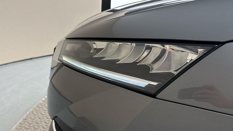 Škoda Octavia 1.5 TSI Style Combi - fotka 18 z 25