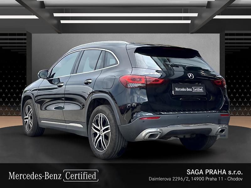 Mercedes-Benz GLA 250 4MATIC Urban Keyless LED - fotka 7 z 21