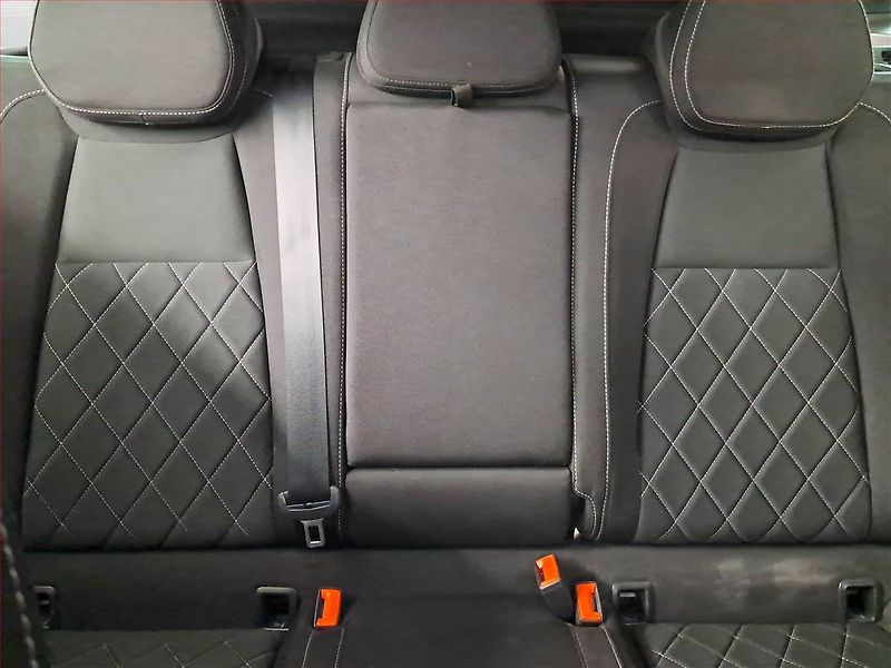 Škoda Karoq (2020) Sportline 1.5 TSI - fotka 10 z 21