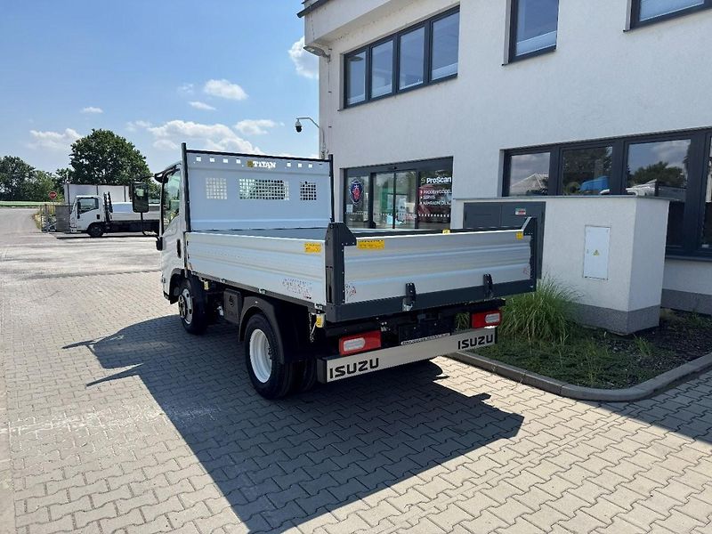 Isuzu M21 (2026) 1.9l, AT, třístranný sklápěč - fotka 9 z 18